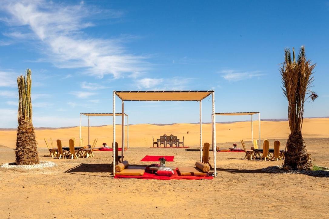 Hotel Lemnaouar Erg Camp Merzouga Esterno foto