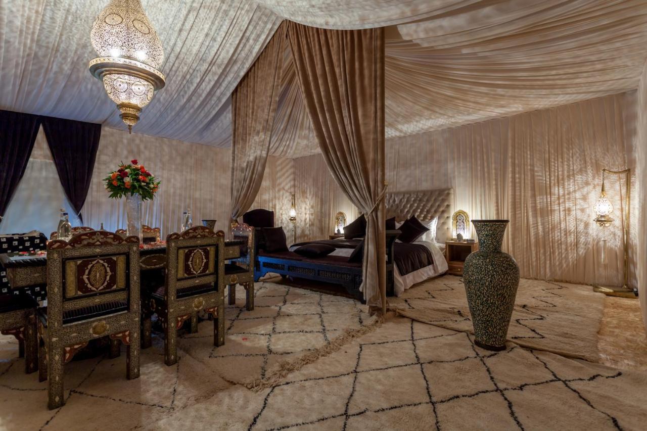 Hotel Lemnaouar Erg Camp Merzouga Esterno foto